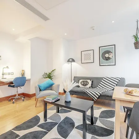 Kula London - Tower Hill Apartment Exterior photo